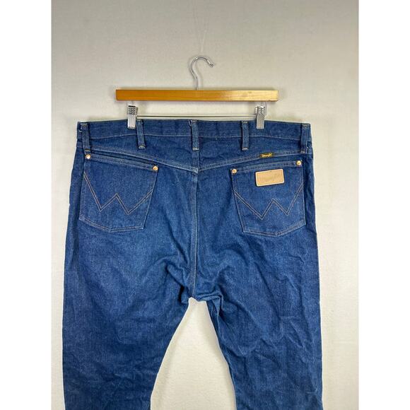 Men's Wrangler Workwear Jeans - Size 42 x 30 100% Cotton Rodeo Cowboy Western - Picture 6 of 12